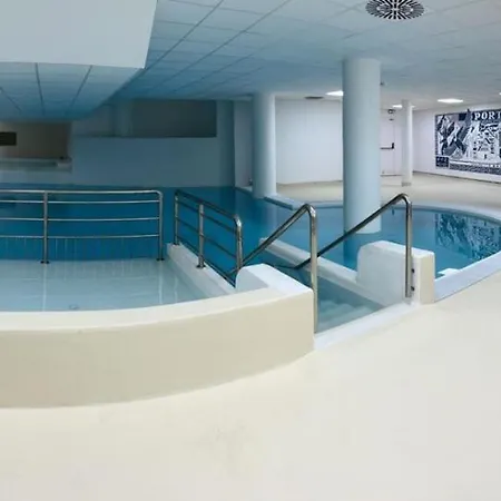 Le Portillo - Piscine - 3 Pieces Pour 8 Personnes Mae-6113 * Gourette
